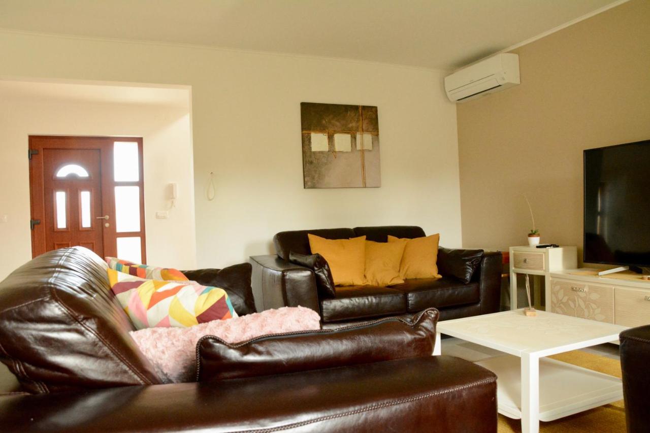 Private Villa "San Servolo House" With Sea View And Private Pool Buje Bagian luar foto